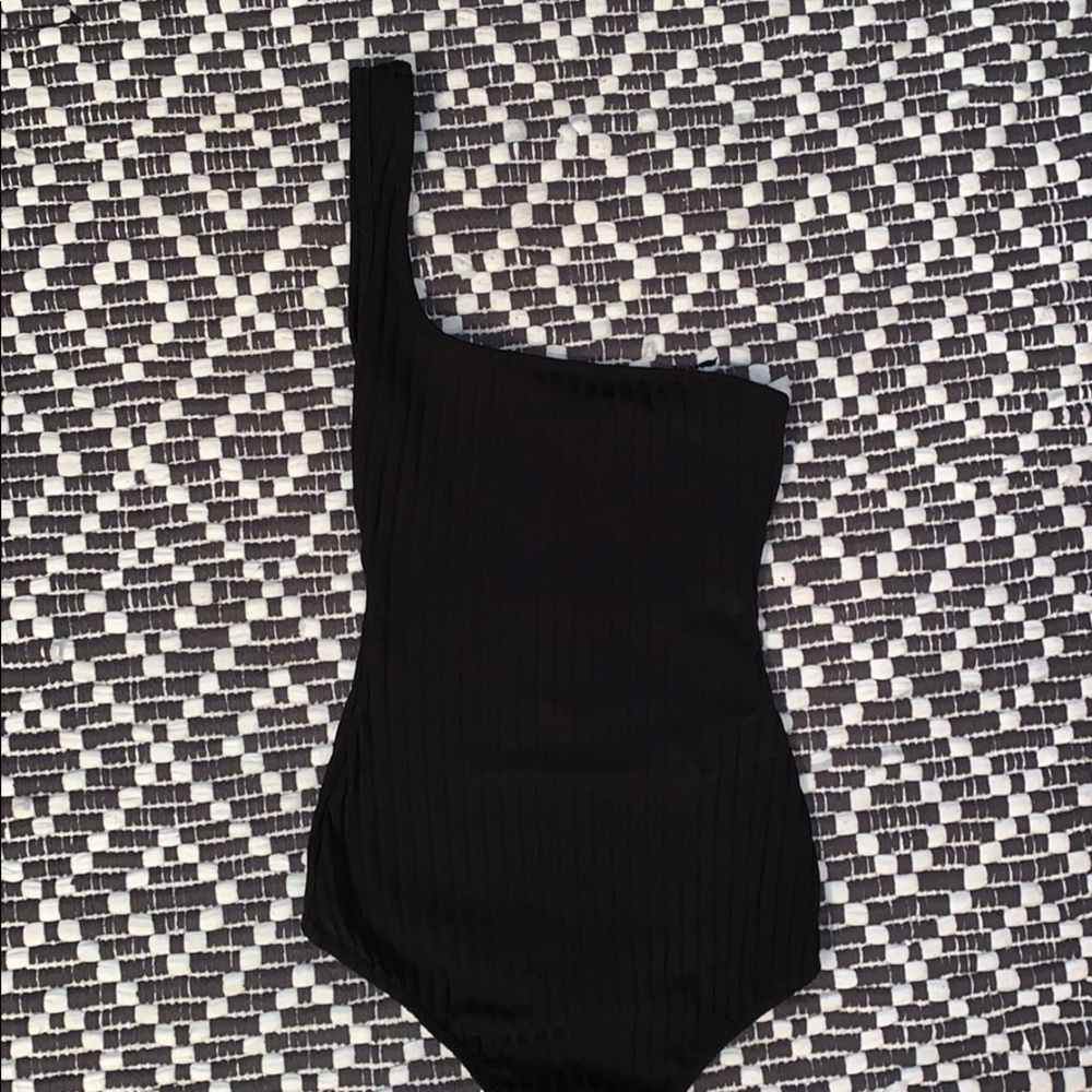 One shoulder bodysuit